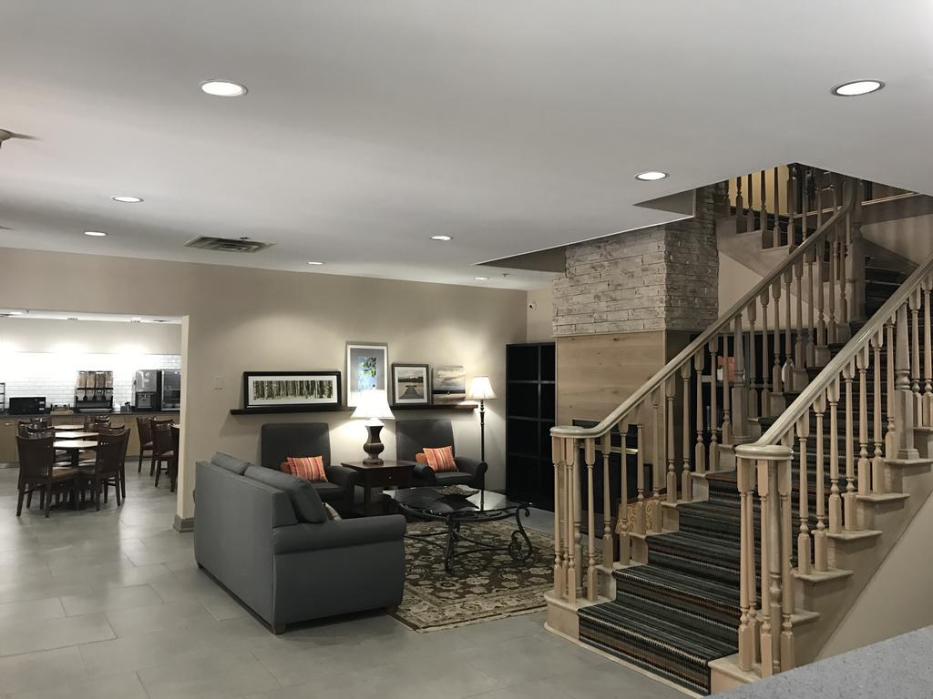 Country & By Radisson, Dalton, Ga Hotel 2*